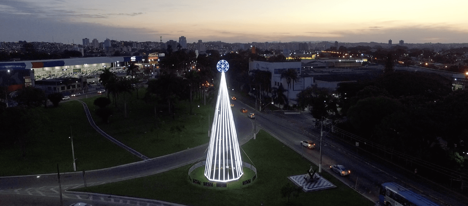 Arvore de Luz - Foto Havan Jacarei